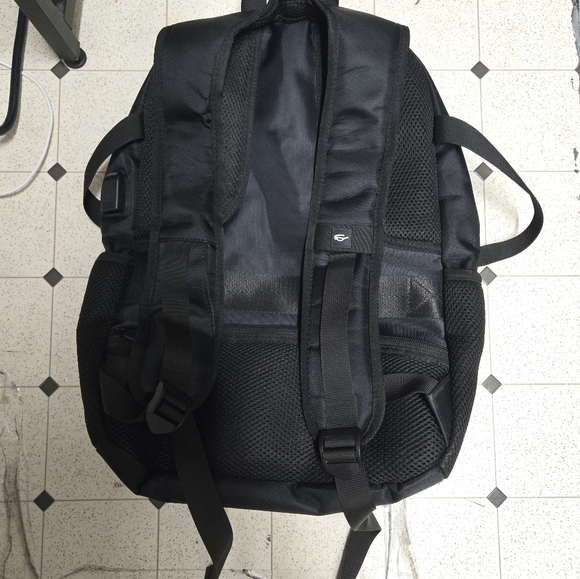 Insavant Backpack Black 15.6" - Picture 6 of 7